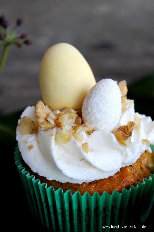 Rezeptbild: Karotten-Walnuss-Cupcakes mit Osterdeko