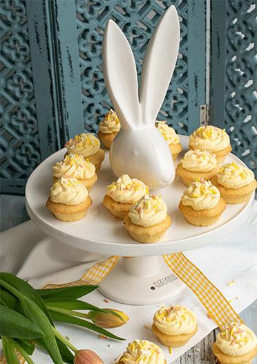 Rezeptbild: Eierlikör-Cupcakes im Miniformat