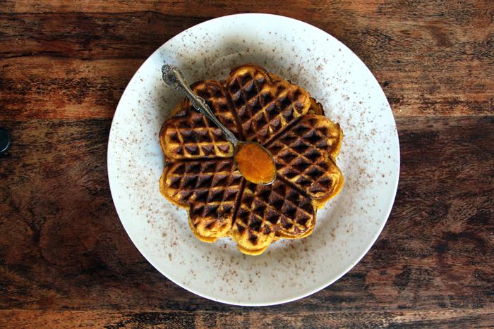 Rezeptbild: Kürbis-Mandel-Waffeln