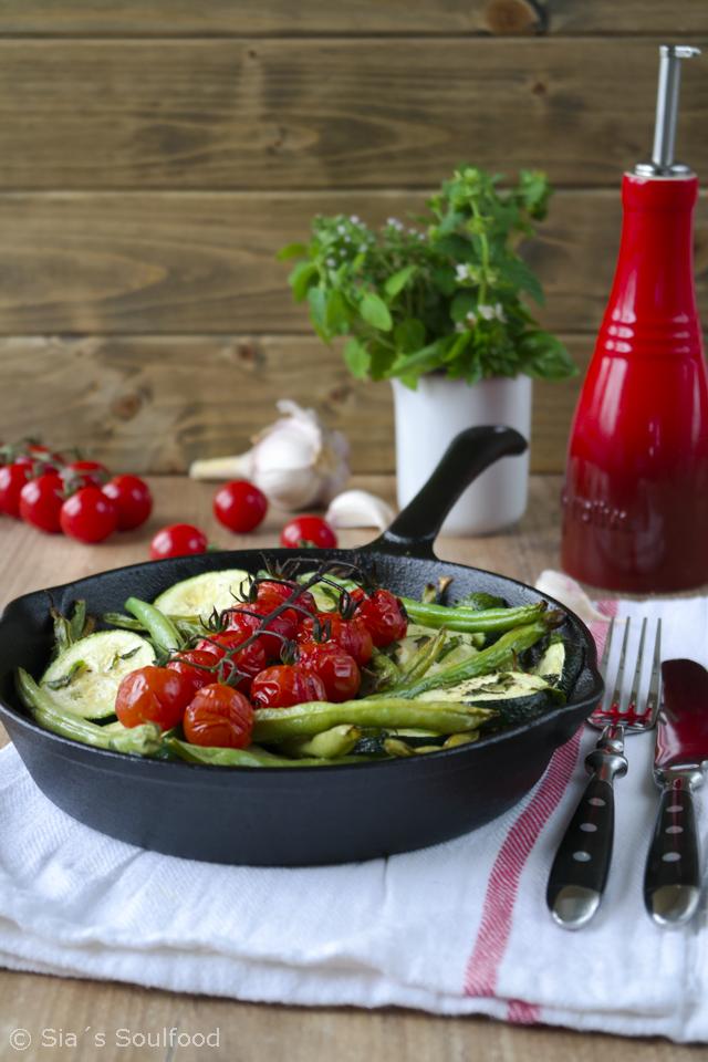 Rezeptbild: Zucchini-Bohnen-Gemüse mit Tomaten