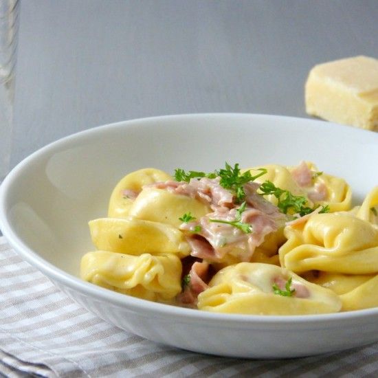 Rezeptbild: Tortellini alla panna