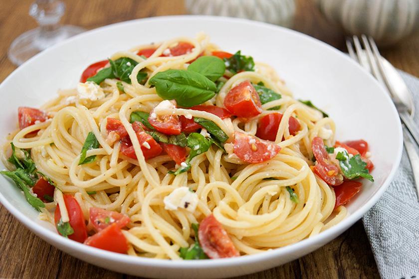 Rezeptbild: Pasta mit Feta und Basilikum 