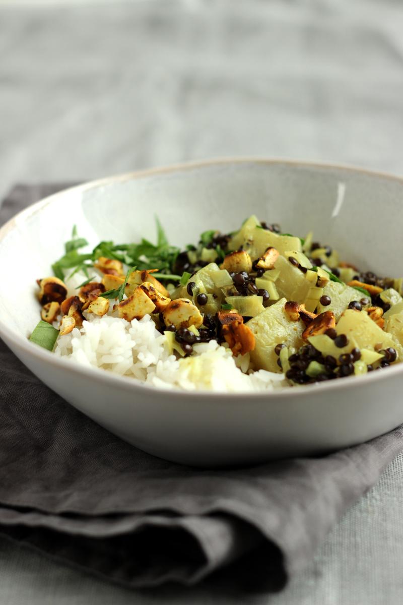 Rezeptbild: Ananas-Linsen-Curry mit Cashewkernen