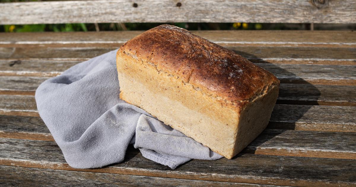 Rezeptbild: Saftiges Kastenweissbrot
