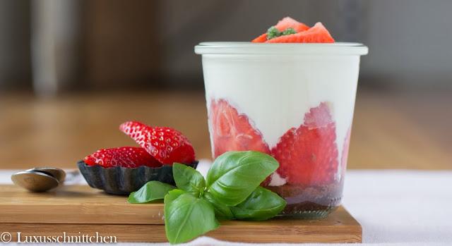 Rezeptbild: Erdbeer - Tiramisu