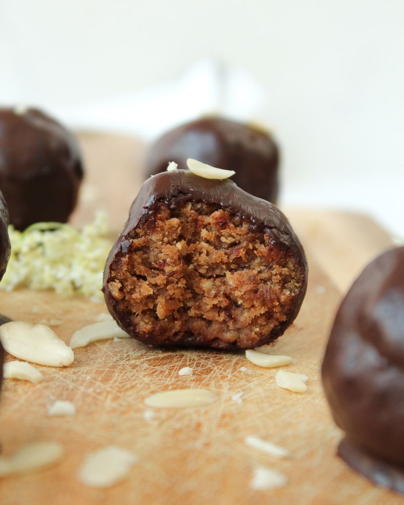 Rezeptbild: Energy Balls mit Haferflocken – vegan und gesund
