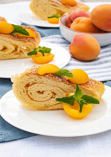 Rezeptbild: Roly-Poly mit Aprikosenmarmelade