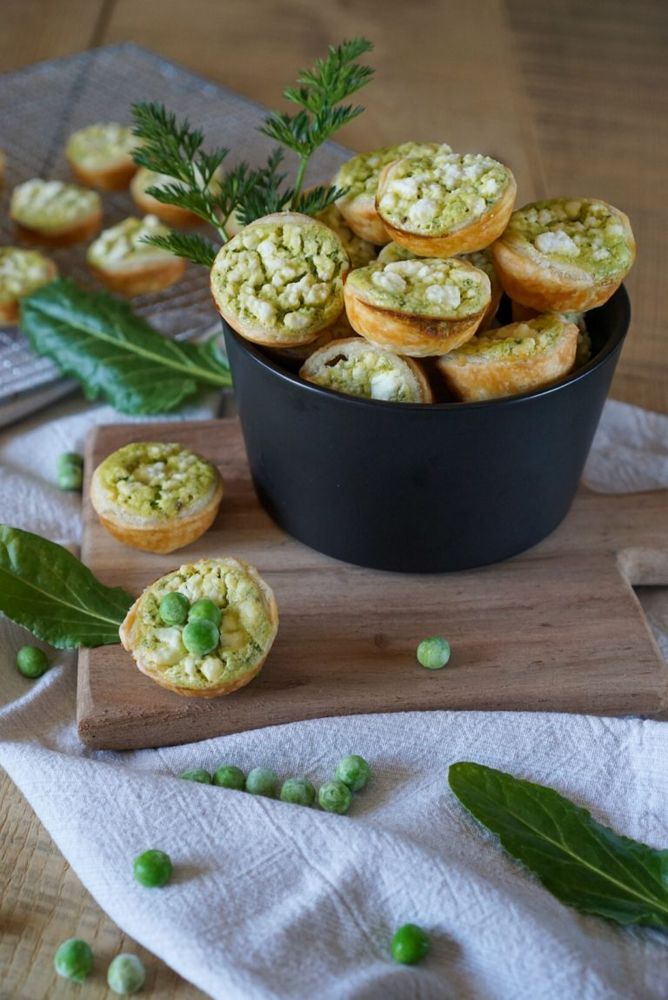 Rezeptbild: Frühlingshafte Mini-Tartes mit Erbsen