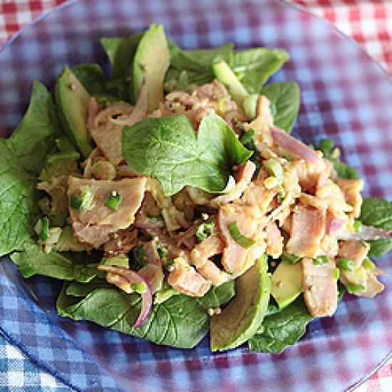 Rezeptbild: Spinat-Avocado-Salat mit Hanföl
