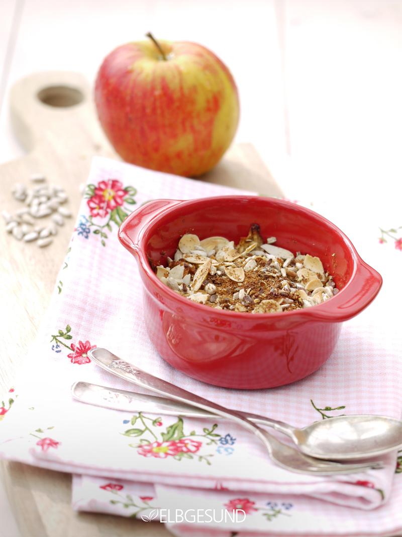 Rezeptbild: Apfel-Crumble mal ganz anders – mit gesunden Streuseln!!