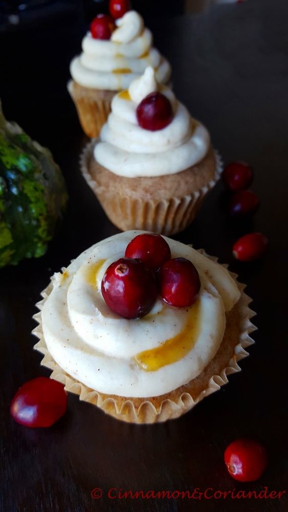 Rezeptbild: Cranberry Chai Cupcakes