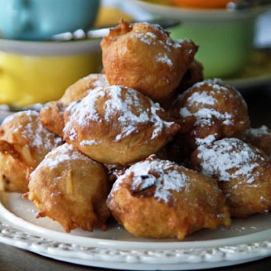 Rezeptbild: Oliebollen - niederländische Krapfen