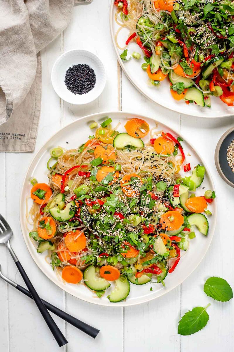 Rezeptbild: Einfacher Glasnudelsalat mit Gemüse