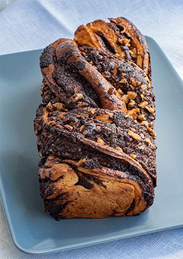 Rezeptbild: Babka mit Schoko-Nuss-Füllung (nach Ottolenghi)