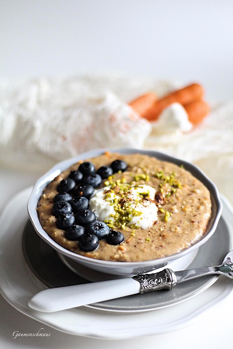 Rezeptbild: Karottenkuchen-Porridge