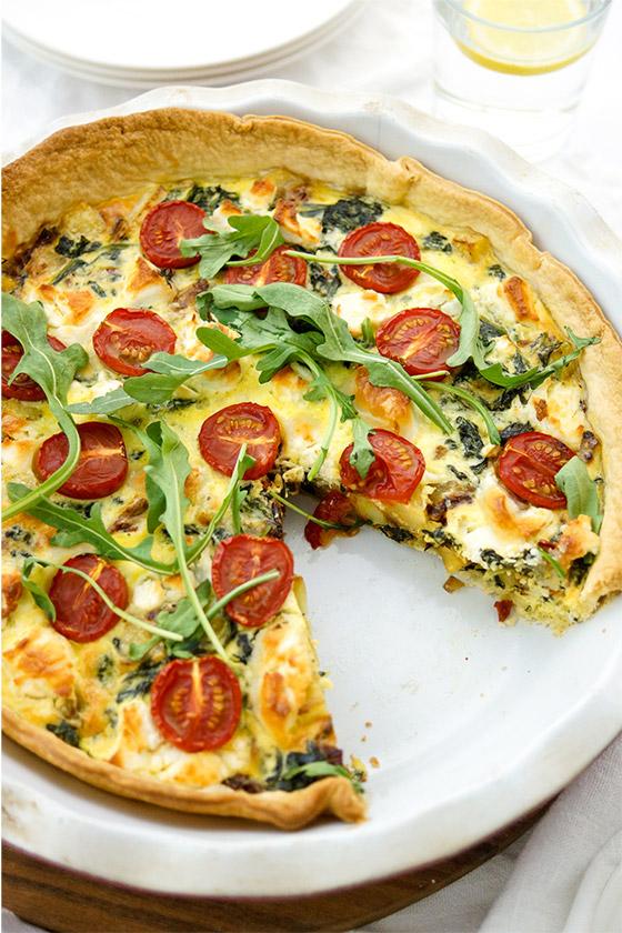 Rezeptbild: Kartoffel-Quiche mit Spinat und Ziegenkäse