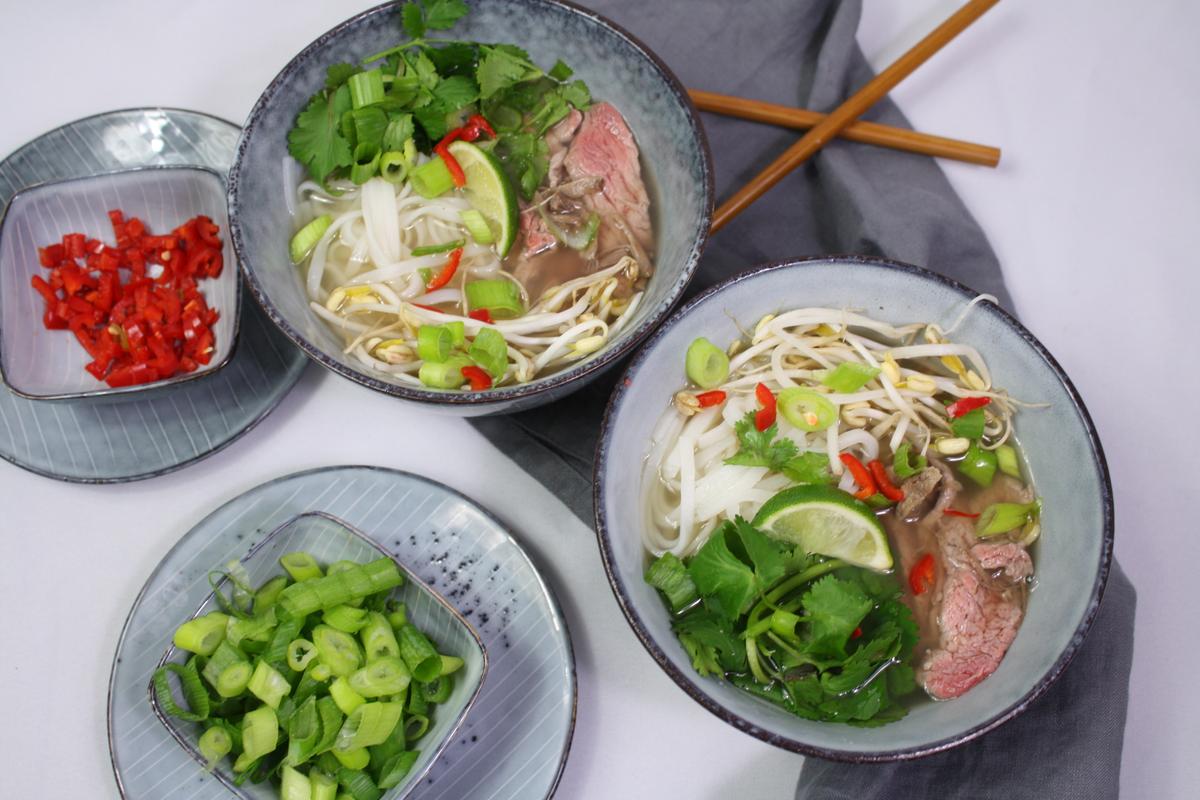 Rezeptbild: Pho Bo - vietnamesische Nudelsuppe mit Rindfleisch