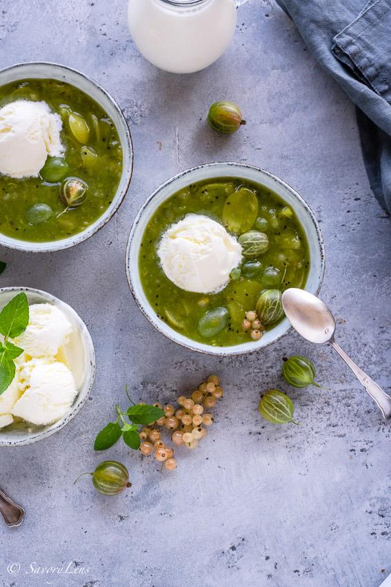 Rezeptbild: Grüne Grütze mit Fior di Latte Eis
