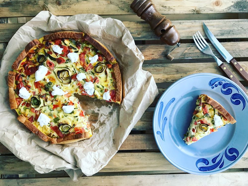 Rezeptbild: Zucchini Bruschettaquiche mit Ziegenfrischkäse