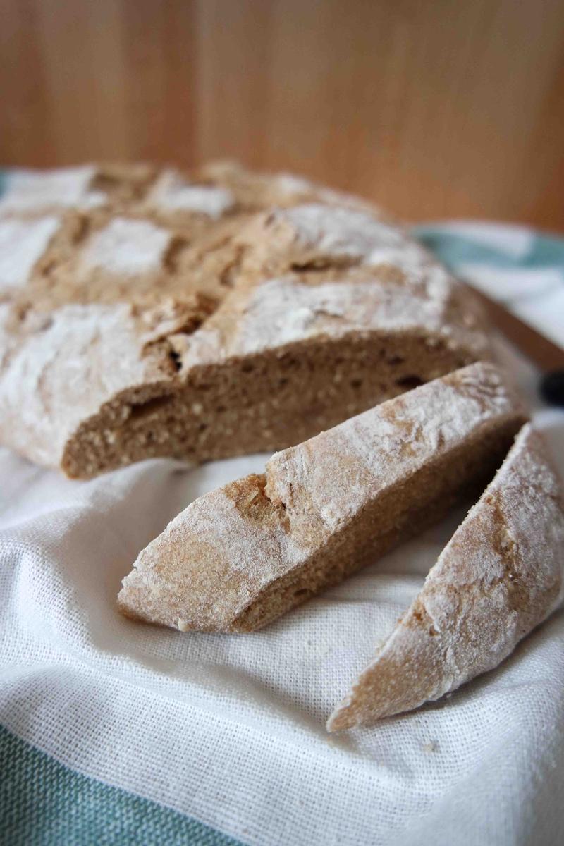 Rezeptbild: Dinkel-Sauerteigbrot