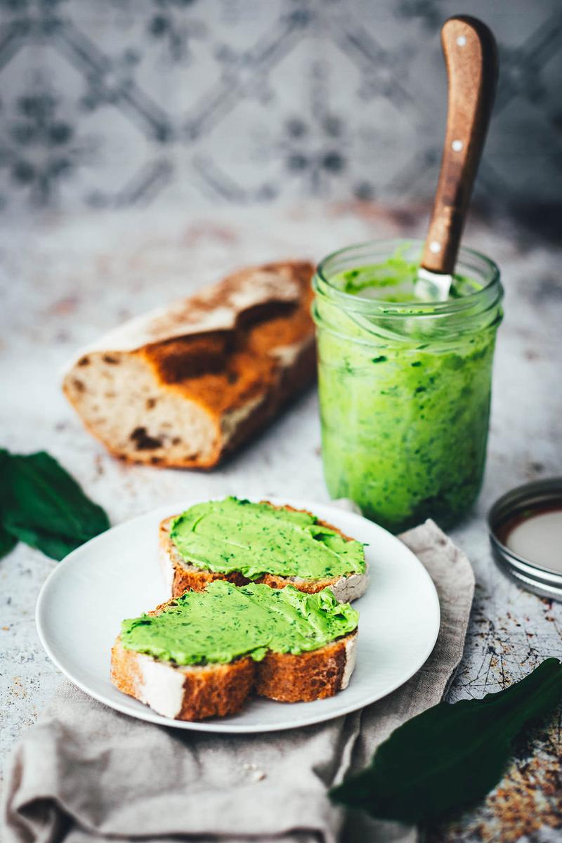 Rezeptbild: Einfache Bärlauch-Butter – Rezept mit und ohne Thermomix