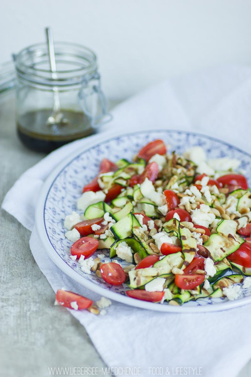 Rezeptbild: Zucchini-Salat zum Grillen