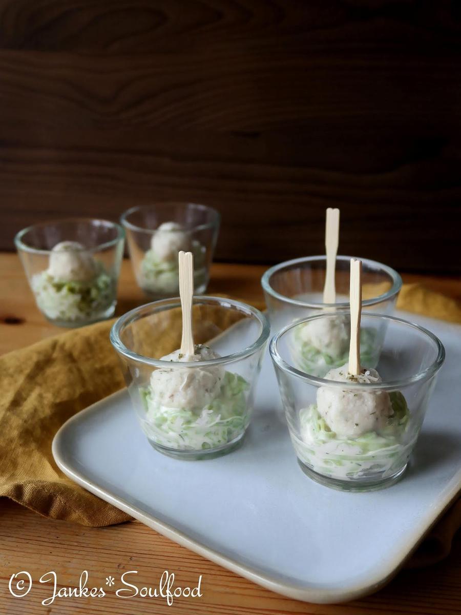 Rezeptbild: Feine Hecht-Klößchen auf Pasta