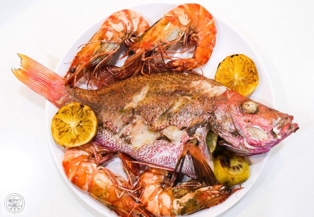 Rezeptbild: Red Snapper mit Pilzen und Garnelen