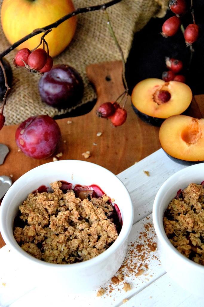 Rezeptbild: Apfel-Pflaumen-Crumble (vegan)