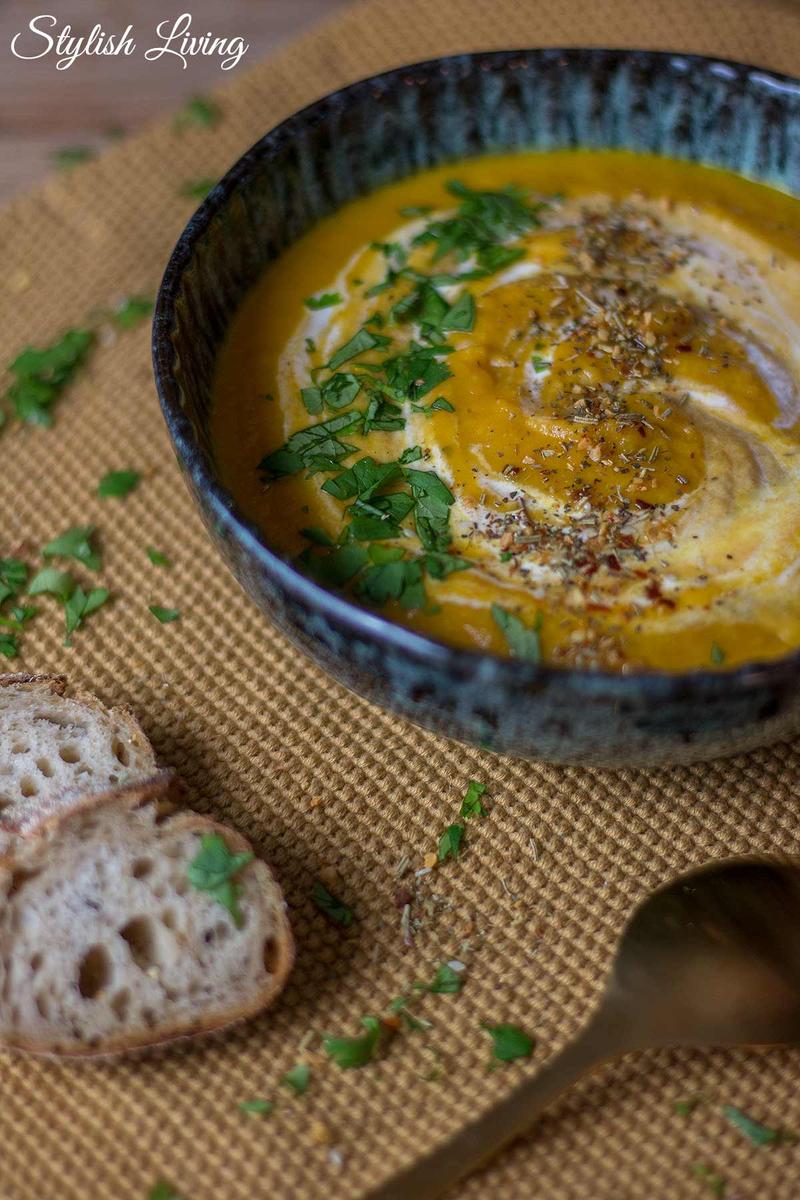 Rezeptbild: Steckrüben-Karotten-Suppe mit Ingwer