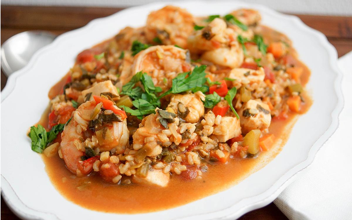 Rezeptbild: Meeresfrüchte Jambalaya mit Riesengarnelen, Schwertfisch und Seeteufel