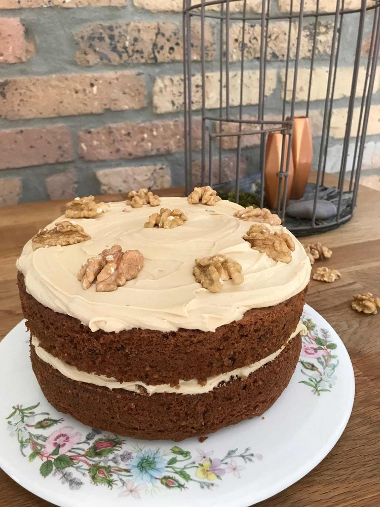 Rezeptbild: Kaffee- und Walnusskuchen 