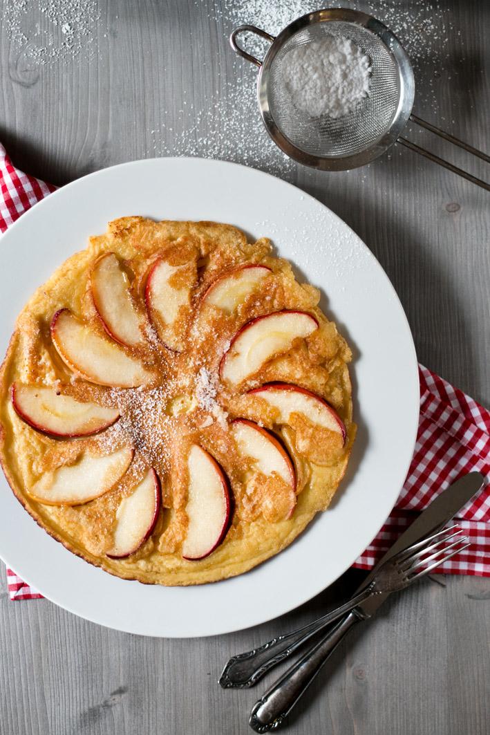 Rezeptbild: Klassische Apfelpfannkuchen