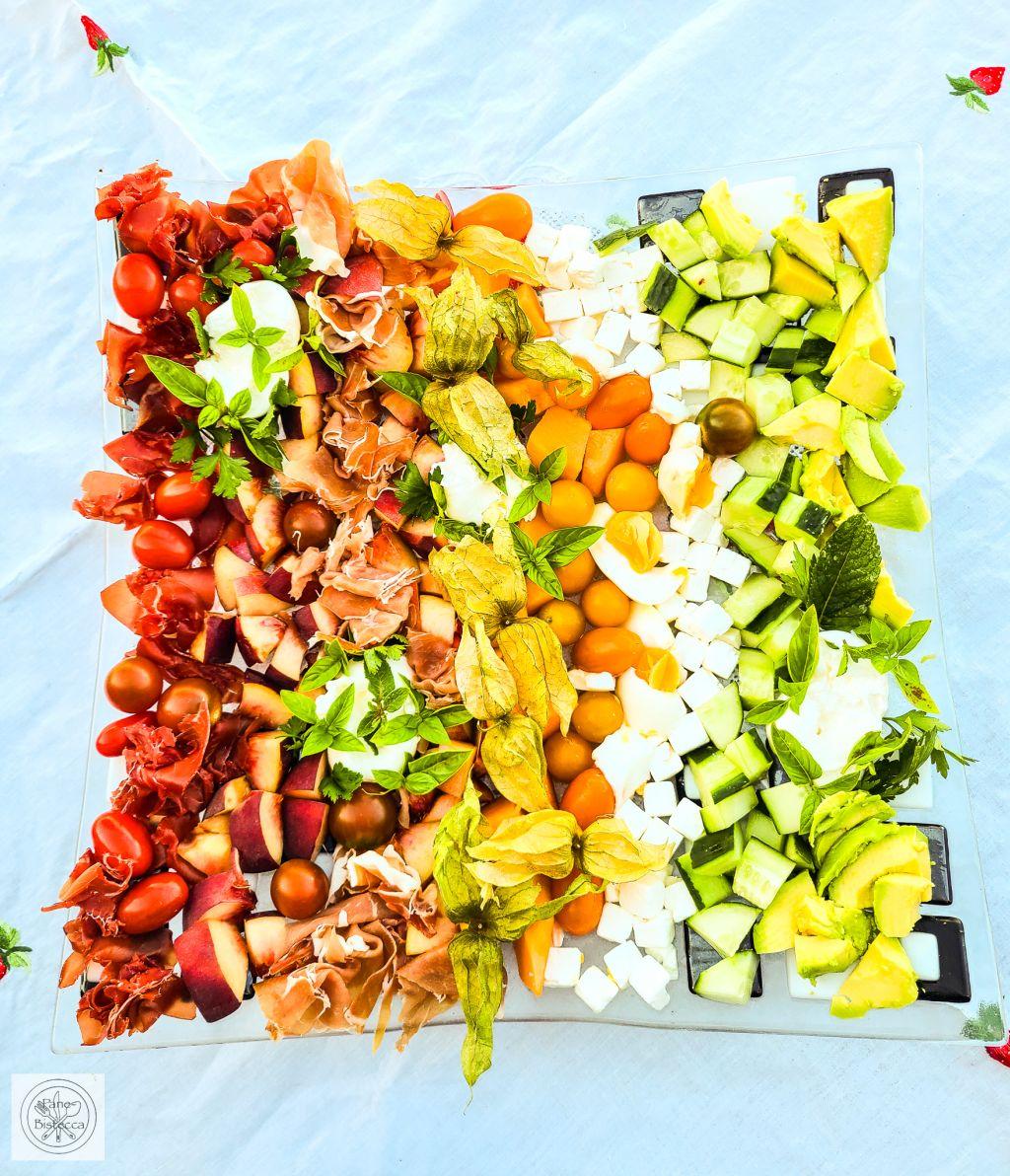 Rezeptbild: Sommer-Apero-PLatte mit Pfirsich und Melone