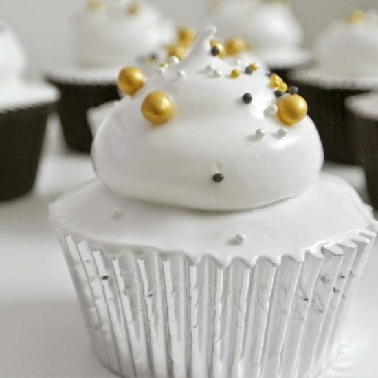 Rezeptbild: Cupcakes mit Sekt und Zitrone