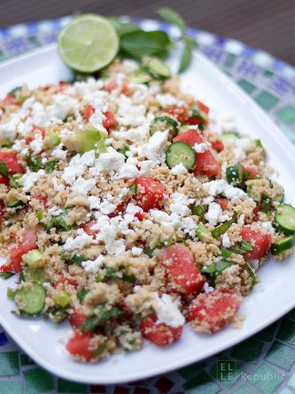 Rezeptbild: Geminzter Couscous Salat mit Wassermelone und Mini Gurken