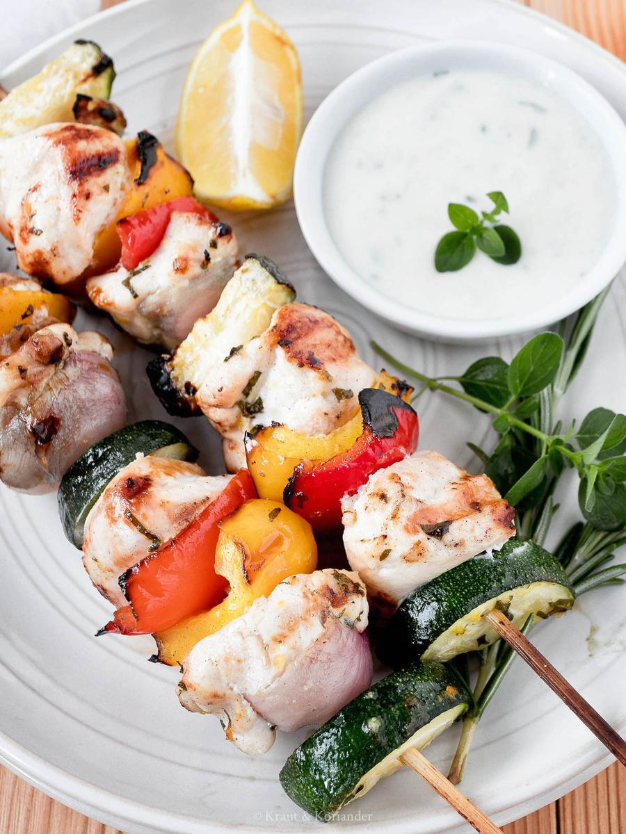 Rezeptbild: Gegrillte Hühnerspieße in Zitronen-Oregano-Marinade