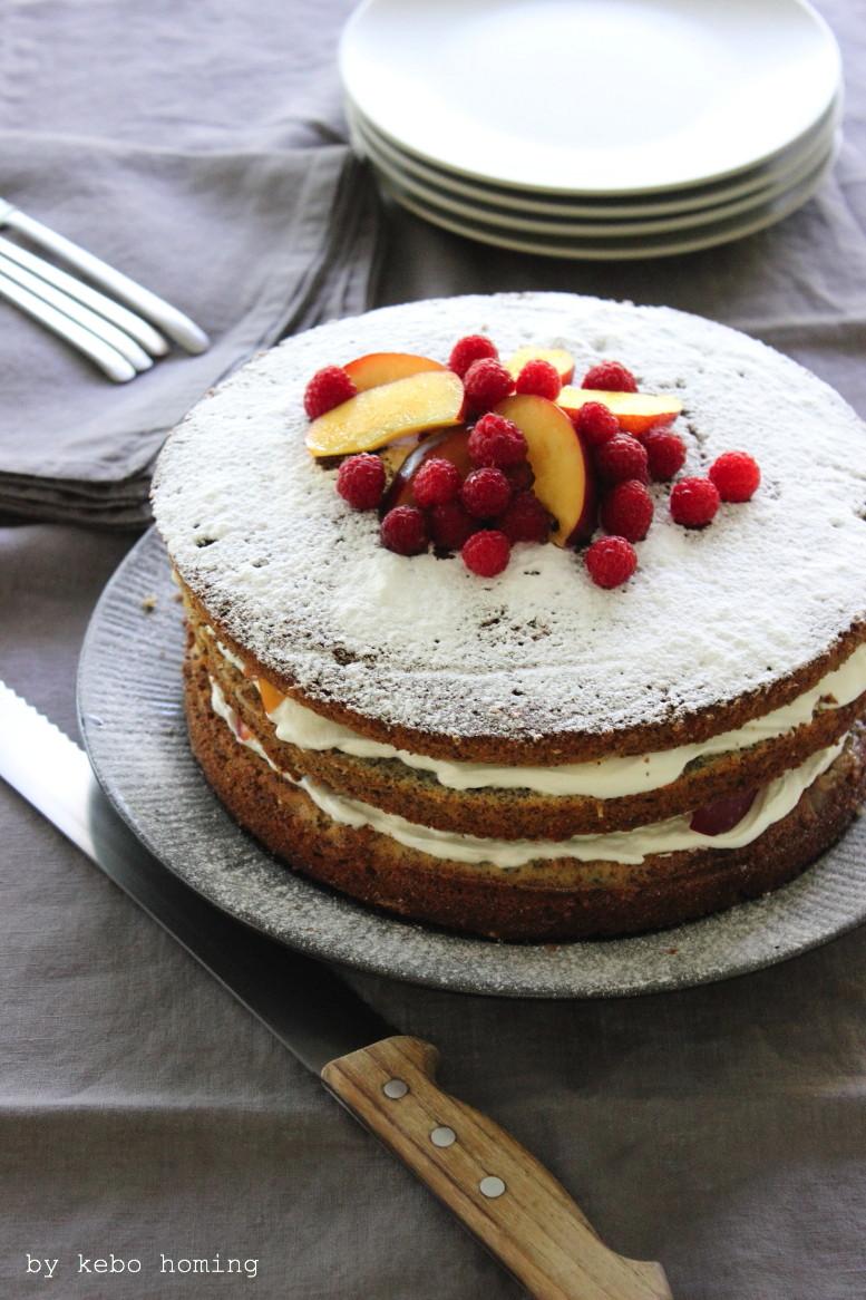 Rezeptbild: Naked Cake oder eine Mohnkuchentorte