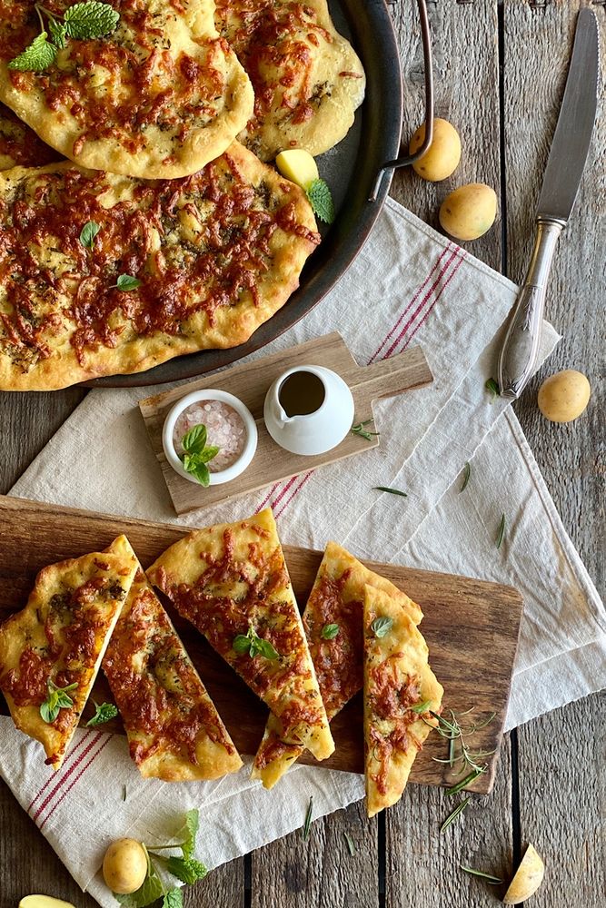 Rezeptbild: Focaccia di Patate con Mozzarella