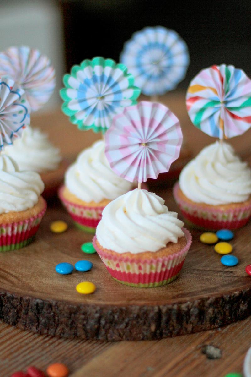 Rezeptbild: M&M’s Cupcakes mit Marshmallow Fluff Creme