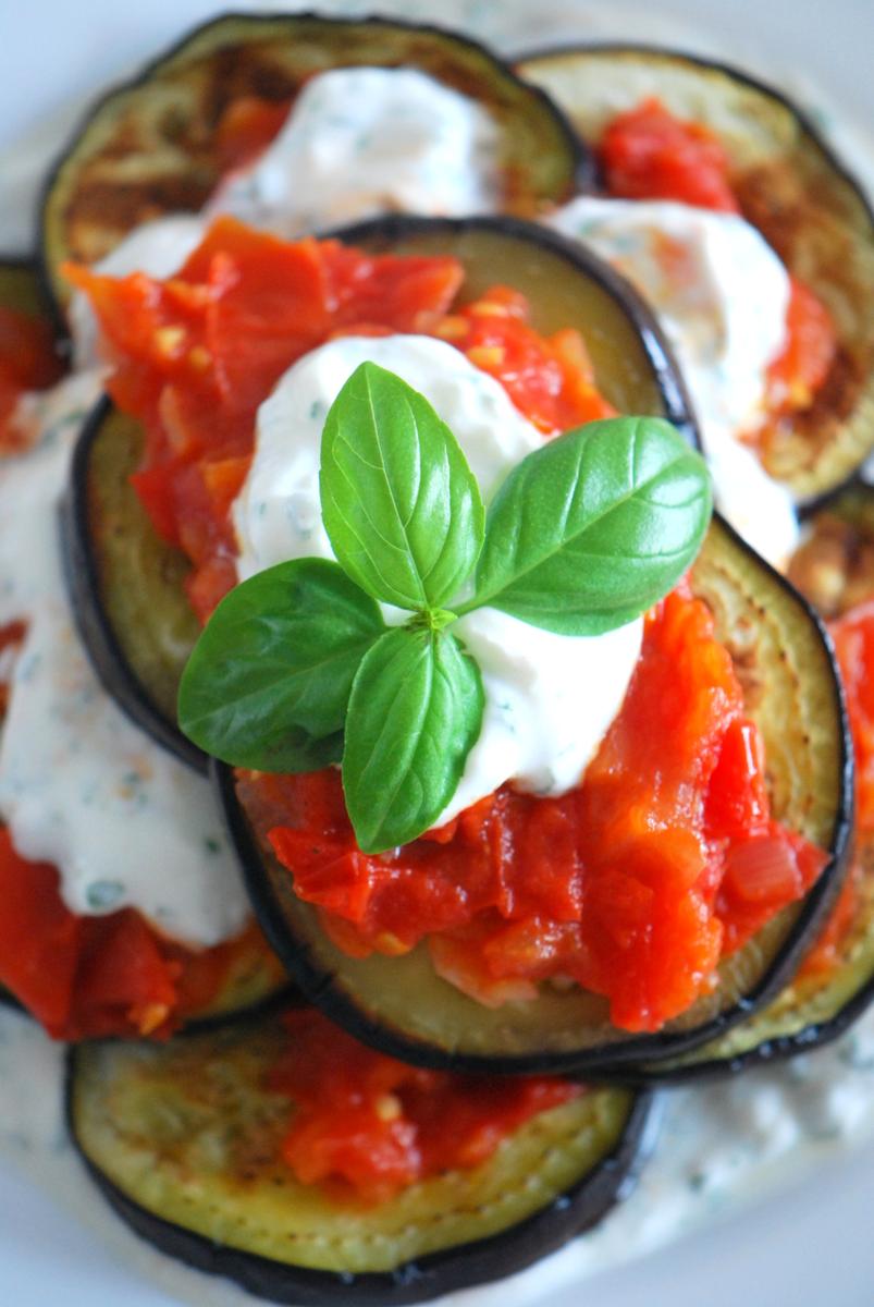 Rezeptbild: Blitz-Pizzen mit Aubergine [Low Carb & Glutenfrei]