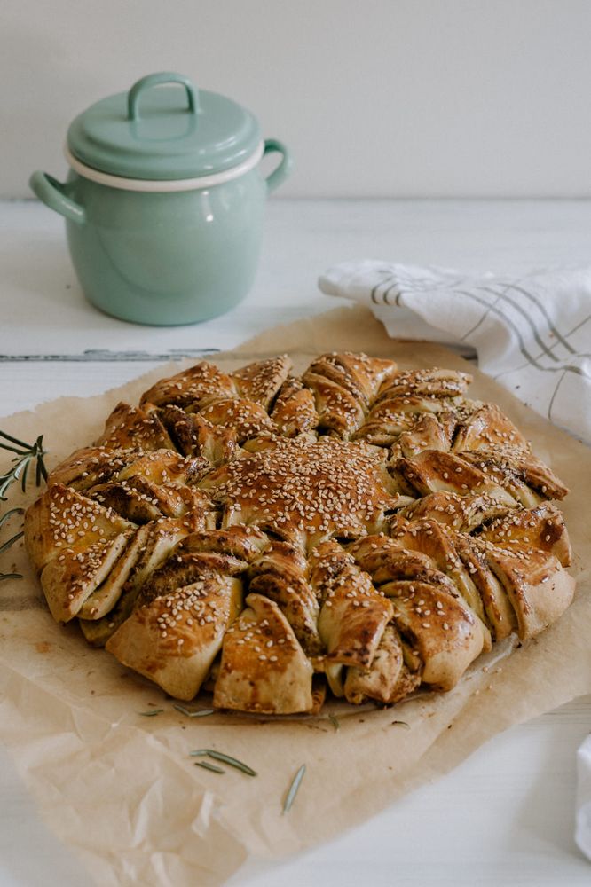 Rezeptbild: Pestoblume mit Sesam