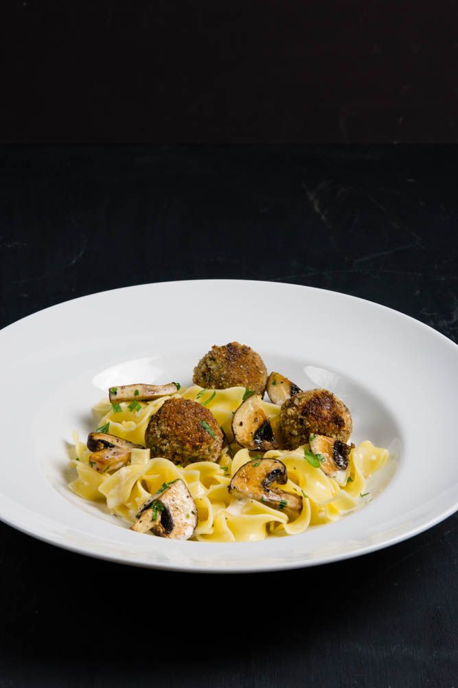 Rezeptbild: Pasta mit Pilzbällchen und Parmesansauce