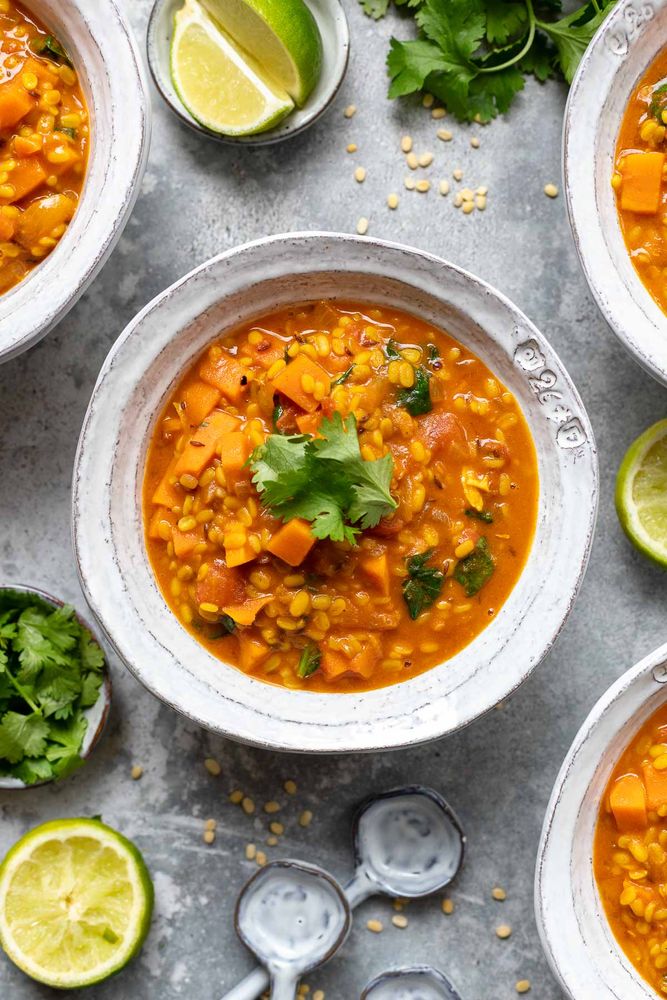 Rezeptbild: Mung Dal mit Süßkartoffel und Kokosmilch