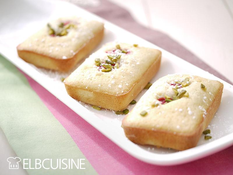 Rezeptbild: Himmlische Minikuchen – die Himbeer-Friands à la Jeanny