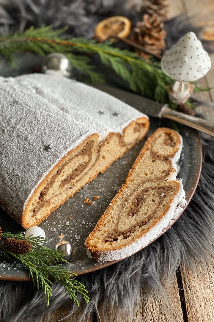 Rezeptbild: Saftiger Nuss – Quarkstollen