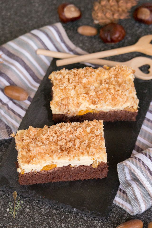 Rezeptbild: Kokos-Knusperkuchen mit Mandarinen vom Blech