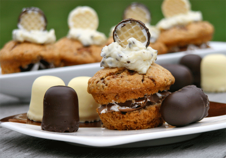 Rezeptbild: Schaumkuss-Triple-Cupcakes