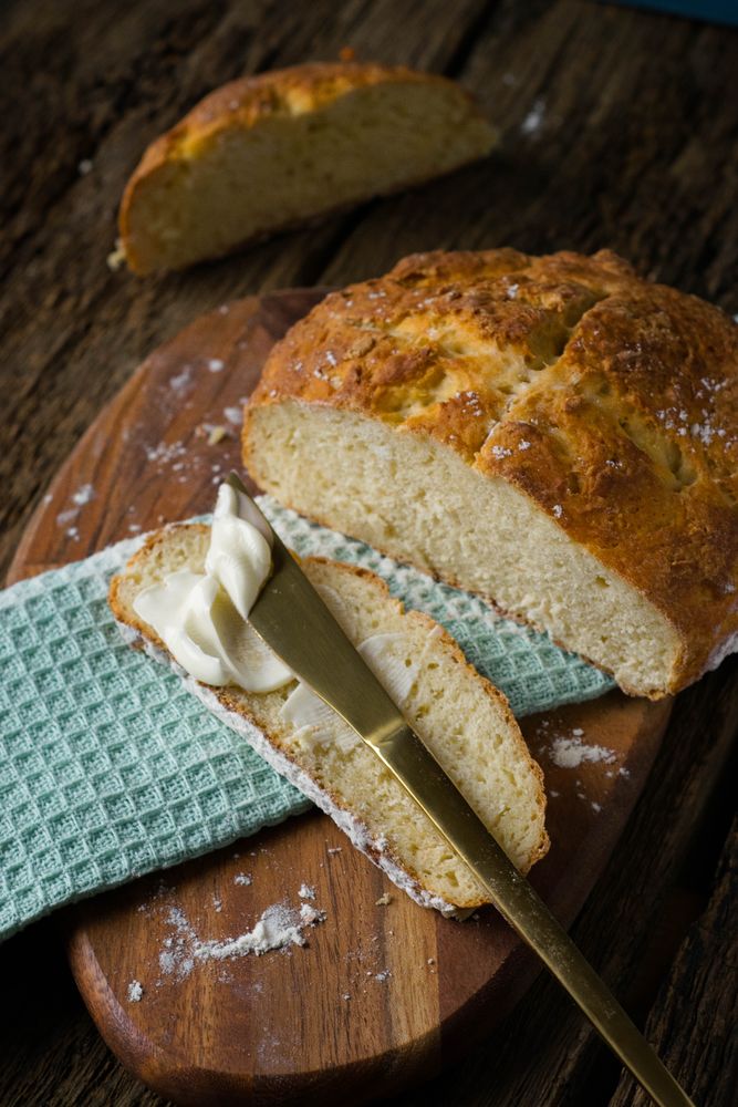 Rezeptbild: Ruck Zuck Quarkbrot zum Frühstück