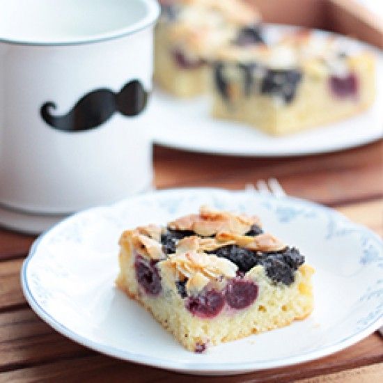 Rezeptbild: Mohn-Kirsch-Kleckskuchen